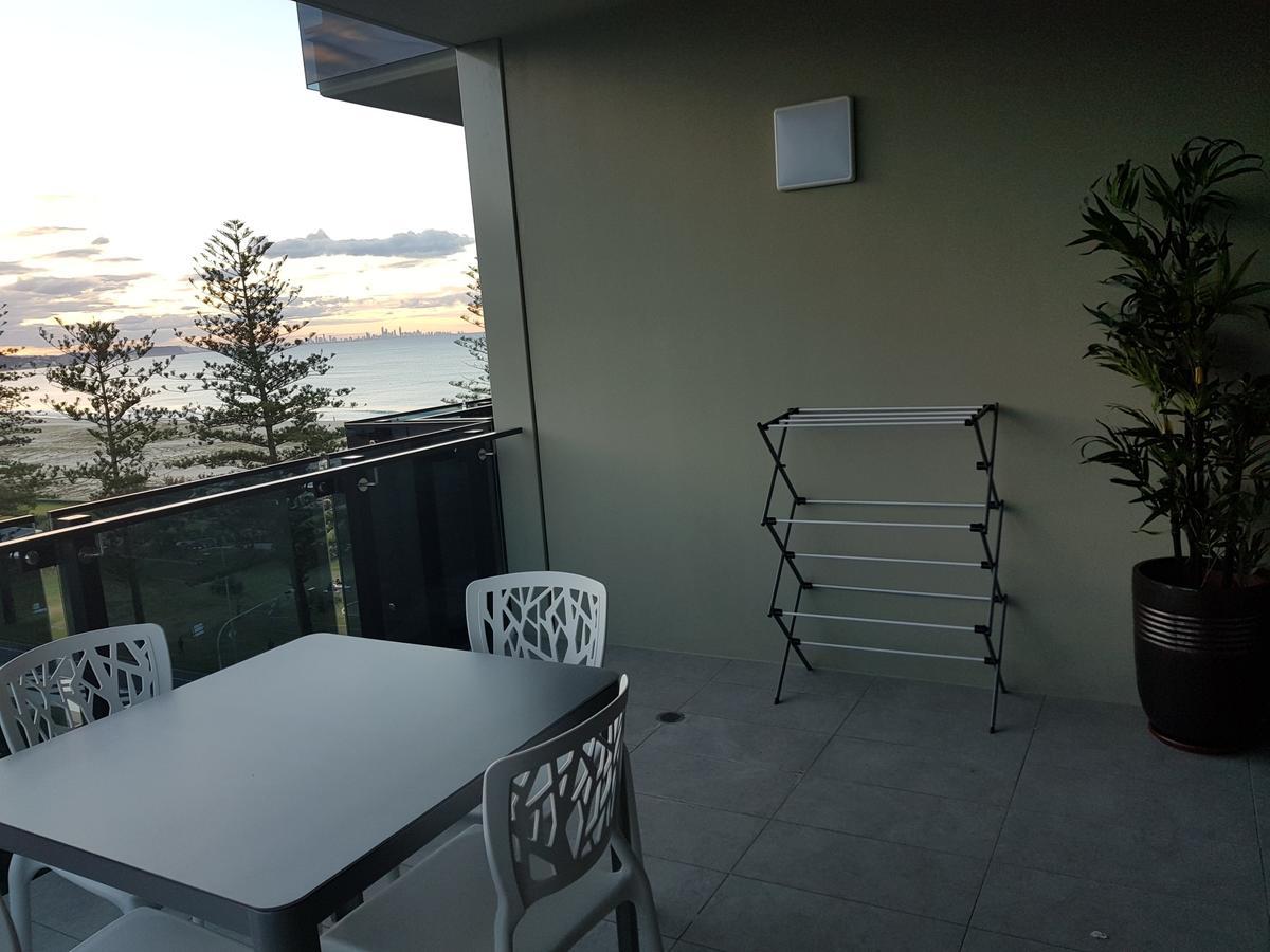Iconic Kirra Beach Apartment 806 Gold Coast Bagian luar foto
